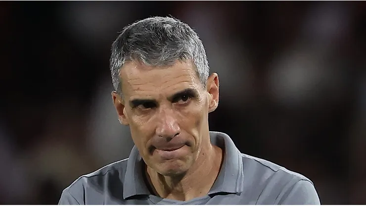 Vojvoda, técnico do Santos em partida pelo campeonato brasileiro (Foto: Wagner Meier/Getty Images)