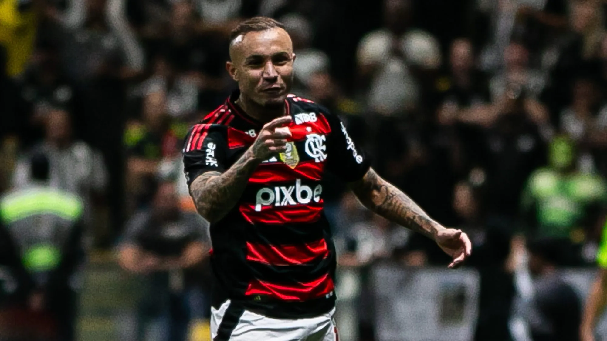 MG – BELO HORIZONTE – 06/08/2025 – COPA DO BRASIL 2025, ATLETICO-MG X FLAMENGO -Cebolinha jogador do Flamengo comemora seu gol durante partida contra o Atletico-MG no estadio Arena MRV pelo campeonato Copa Do Brasil 2025. Foto: Fernando Moreno/AGIF