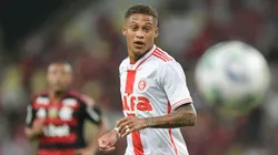 Vitinho jogador do Internacional durante partida contra o Flamengo no estadio Maracana pelo campeonato Brasileiro A 2025. Foto: Thiago Ribeiro/AGIF