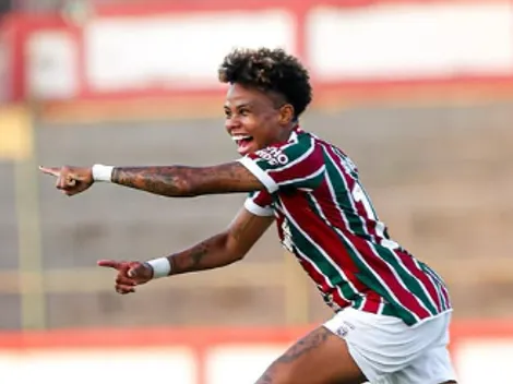 Sorriso acerta permanência no time feminino do Fluminense até 2027