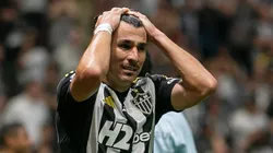 Defensor tem o futuro incerto - Foto: Fernando Moreno/AGIF.