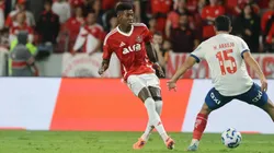 Vitão pode deixar o Internacional depois do Brasileirão