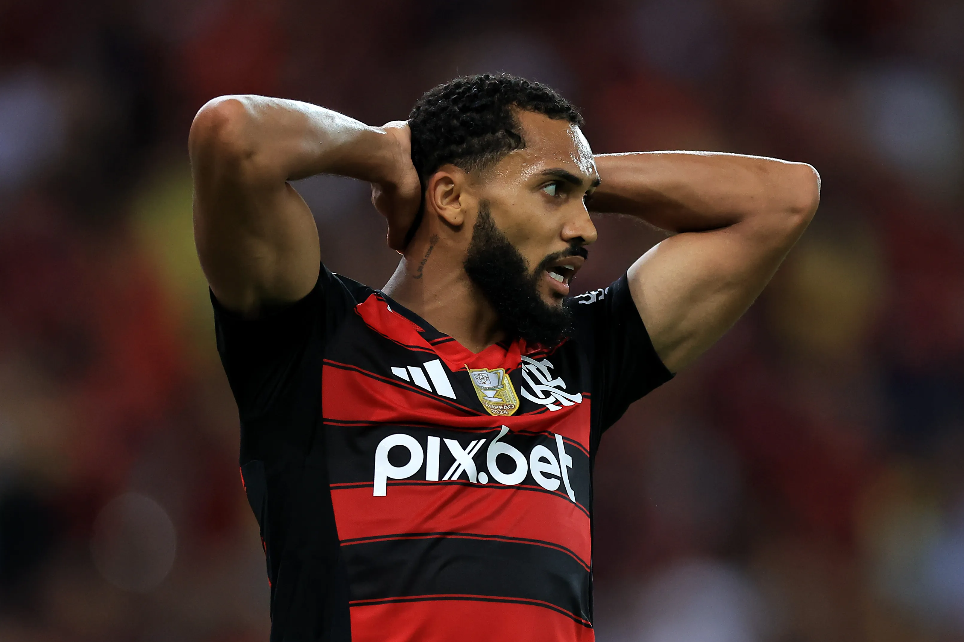 Juninho não rendeu no Mengão. (Foto: Buda Mendes/Getty Images)