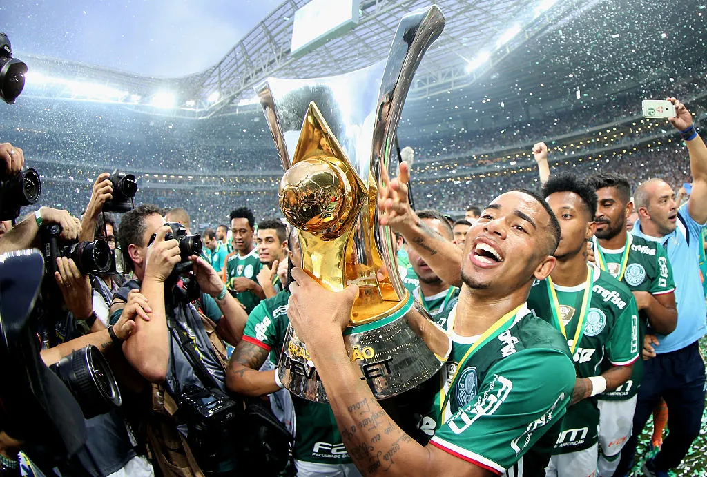 Palmeiras voltou a conquistar um título do Brasileirão após 22 anos. Foto:  Friedemann Vogel/Getty Images)