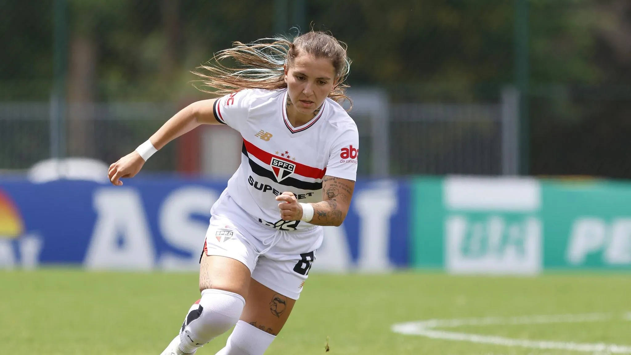 Jogadora do São Paulo em campo
