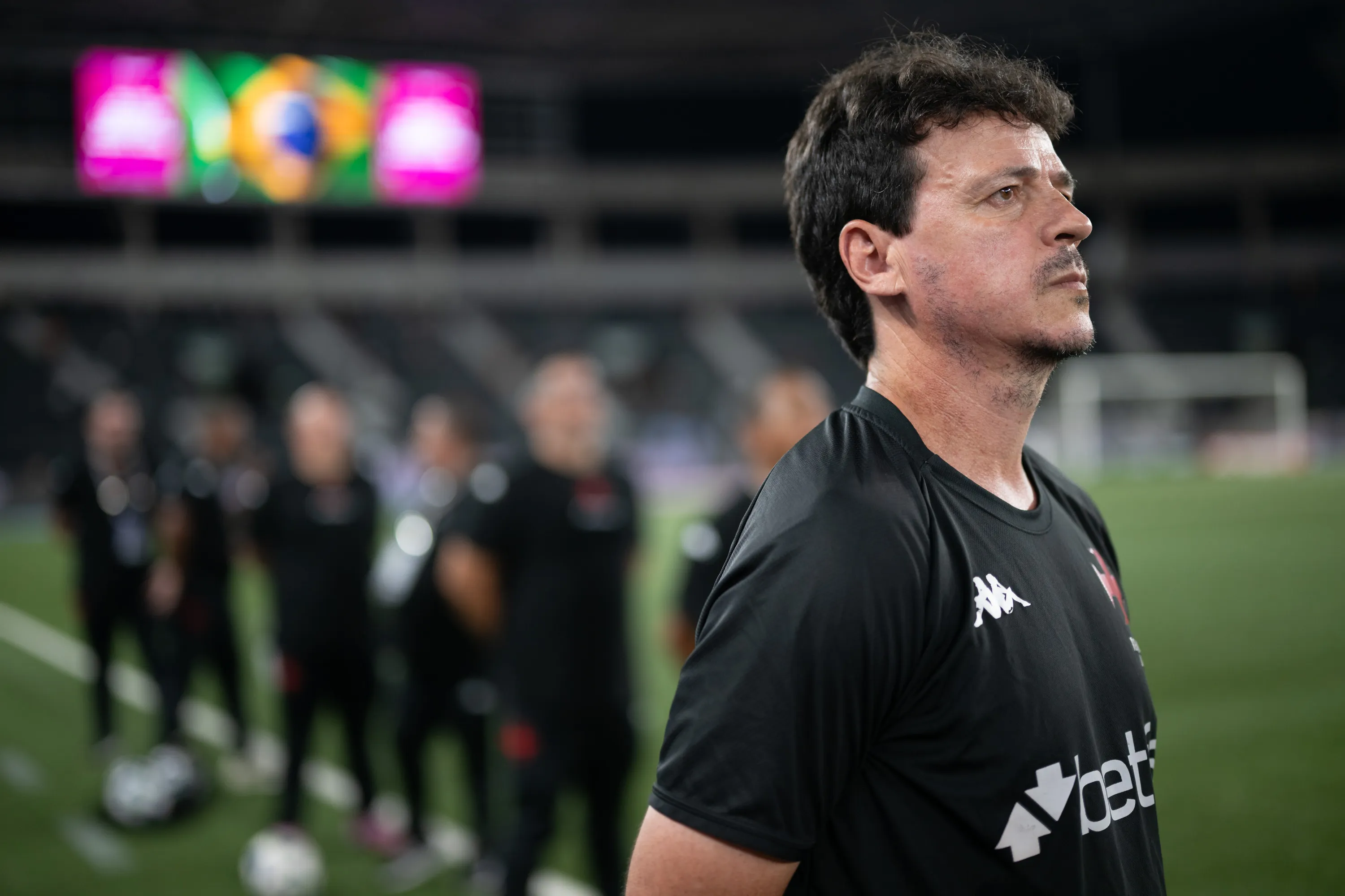 Fernando Diniz tecnico do Vasco durante partida contra o Botafogo no estadio Engenhao pelo campeonato Brasileiro A 2025. Foto: Jorge Rodrigues/AGIF