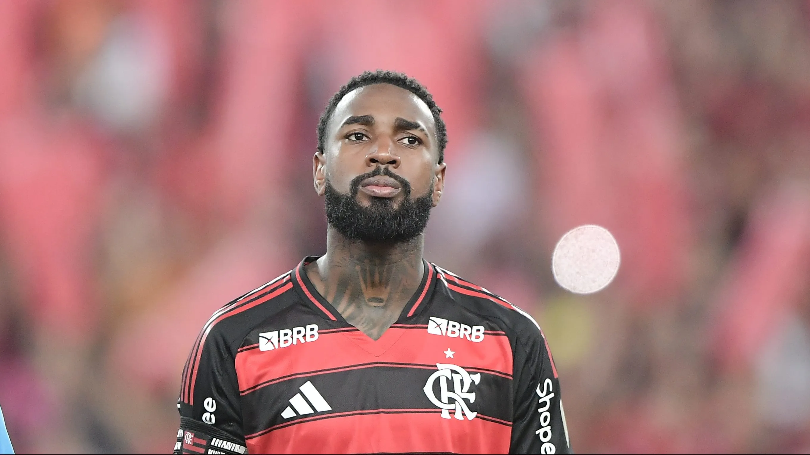 Futuro de Gerson segue em aberto para 2026 – Foto: Thiago Ribeiro/AGIF