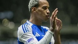 MG - BELO HORIZONTE - 15/10/2025 - BRASILEIRO A 2025, ATLETICO-MG X CRUZEIRO - Matheus Pereira jogador do Cruzeiro comemora seu gol durante partida contra o Atletico-MG no estadio Arena MRV pelo campeonato Brasileiro A 2025. Foto: Fernando Moreno/AGIF