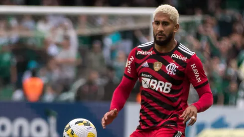PR - Curitiba - 06/11/2022 - BRASILEIRO A 2022, CORITIBA X FLAMENGO - Pablo jogador do Flamengo durante partida contra o Coritiba no estadio Couto Pereira pelo campeonato Brasileiro A 2022. Foto: Robson Mafra/AGIF