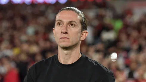 RJ - RIO DE JANEIRO - 09/11/2025 - BRASILEIRO A 2025, FLAMENGO X SANTOS - Filipe Luis tecnico do Flamengo durante partida contra o Santos no estadio Maracana pelo campeonato Brasileiro A 2025. Foto: Thiago Ribeiro/AGIF