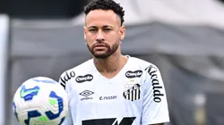 Neymar disputou apenas um clássico pelo Santos desde o seu retorno. Foto: Jota Erre/AGIF