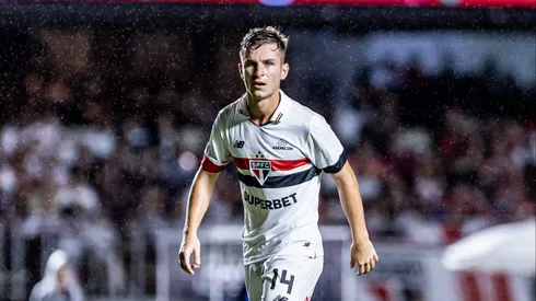 SP - SAO PAULO - 14/02/2024 - PAULISTA 2024, SAO PAULO X SANTOS - Galoppo jogador do Sao Paulo durante partida contra o Santos no estadio Morumbi pelo campeonato Paulista 2024. Foto: Abner Dourado/AGIF
