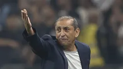 Ramon Díaz, técnico do Inter em partida pelo campeonato brasileiro (Foto: Miguel Schincariol/Getty Images)