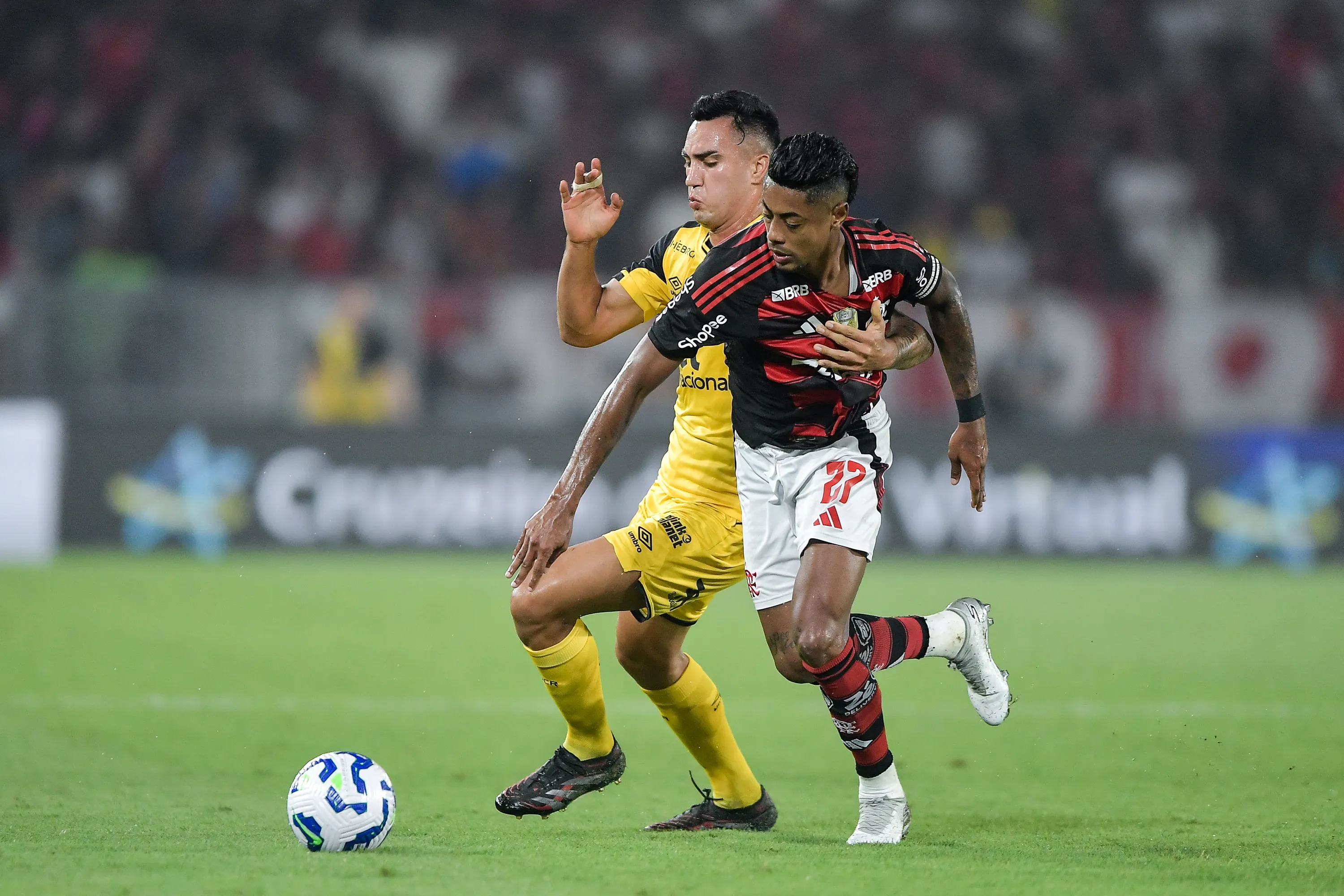 Flamengo venceu o Sport por 3 a 0 no primeiro turno. Foto: Thiago Ribeiro/AGIF