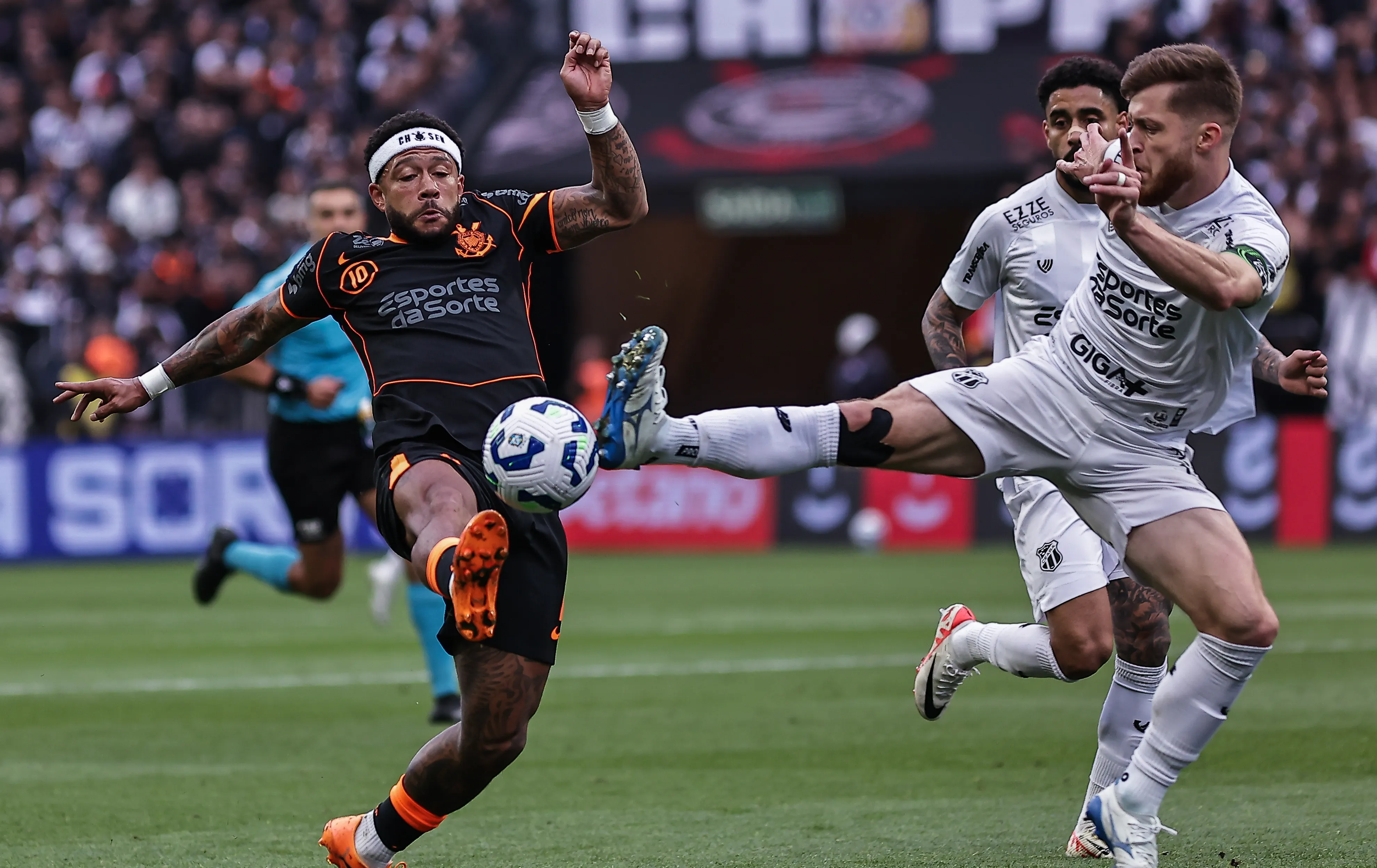 Corinthians perdeu para o Ceará na última rodada do Brasileirão. Foto: Fabio Giannelli/AGIF