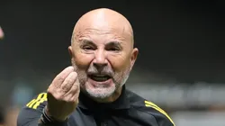 Sampaoli ainda não conseguiu engrenar. Foto: Gilson Lobo/AGIF