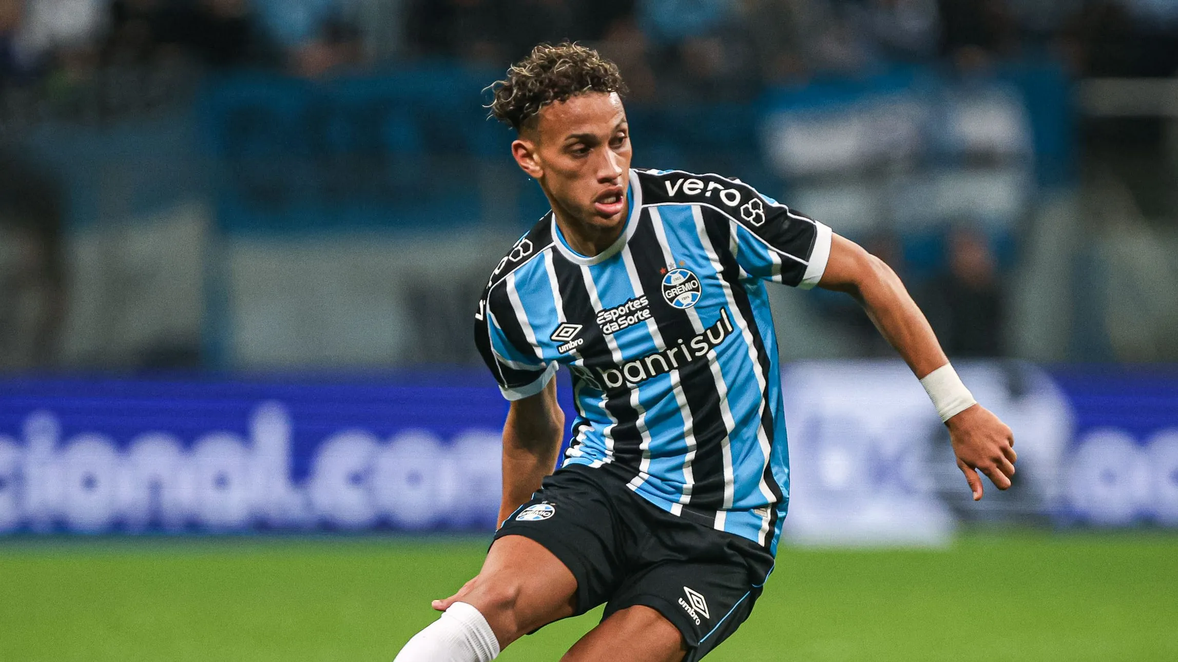 Bitello. ex-alvo do Botafogo. Foto: Maxi Franzoi/AGIF