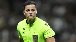 Savio Pereira Sampaio deu pênalti cometido pelo zagueiro do Atlético-MG.