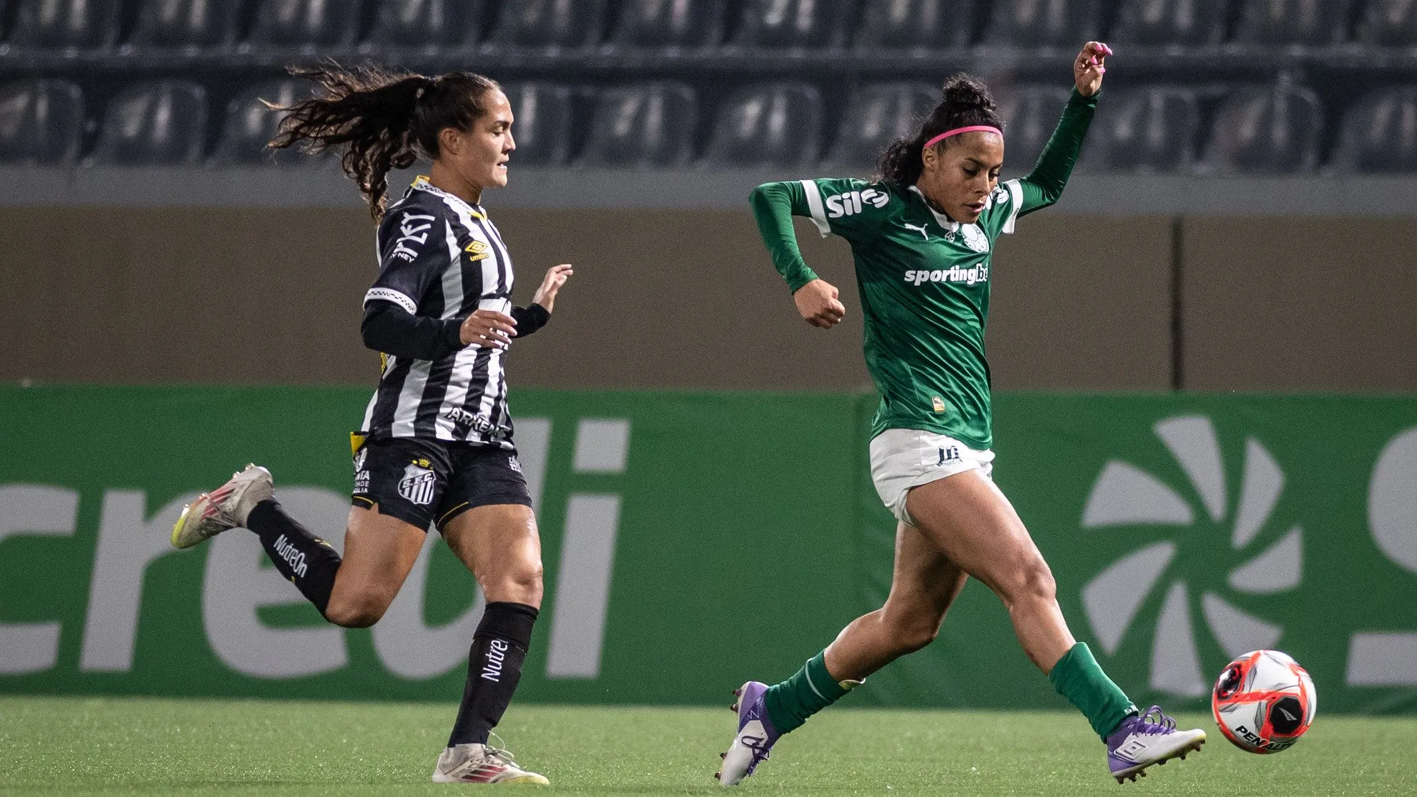 Palmeiras x Santos no futebol feminino