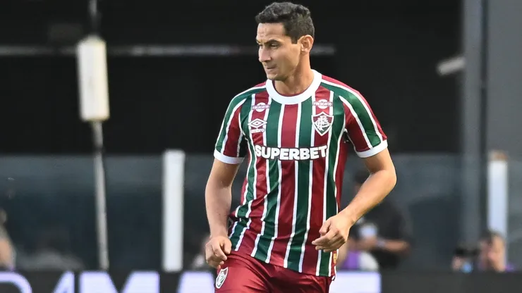 SP - SANTOS - 31/08/2025 - BRASILEIRO A 2025, SANTOS X FLUMINENSE - Ganso jogador do Fluminense durante partida contra o Santos no estadio Vila Belmiro pelo campeonato Brasileiro A 2025. Foto: Jota Erre/AGIF