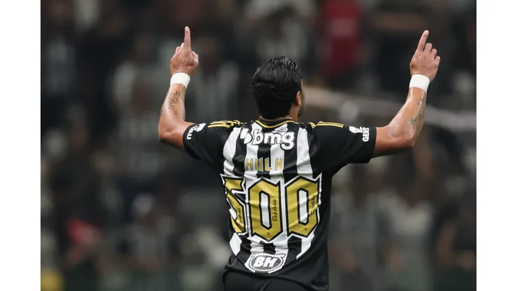 MG - BELO HORIZONTE - 12/11/2025 - BRASILEIRO A 2025, ATLETICO-MG X FORTALEZA - Hulk jogador do Atletico-MG comemora seu gol durante partida contra o Fortaleza no estadio Arena MRV pelo campeonato Brasileiro A 2025. Foto: Gilson Lobo/AGIF