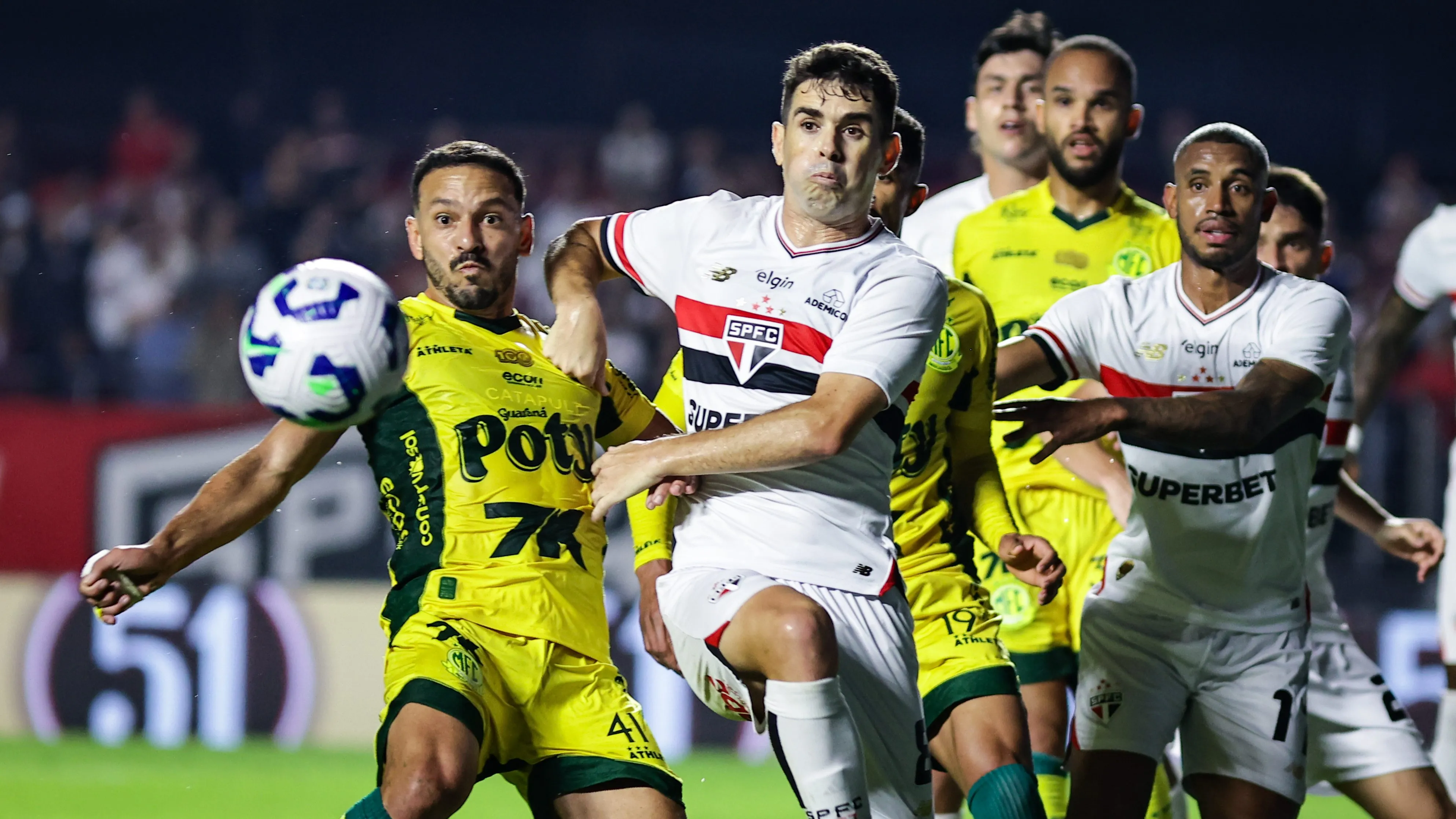 SP – SAO PAULO – 24/05/2025 – BRASILEIRO A 2025, SAO PAULO X MIRASSOL – Oscar jogador do Sao Paulo durante partida contra o Mirassol no estadio Morumbi pelo campeonato Brasileiro A 2025. Foto: Fabio Giannelli/AGIF