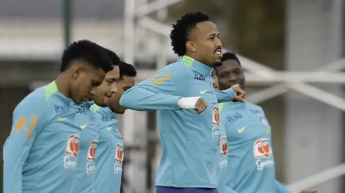 Éder Militão foi testado como titular do Brasil para encarar Senegal no sábado em Londres