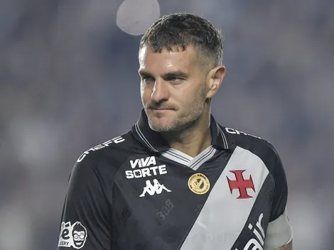 Vegetti perdeu muito espaço no Vasco de Fernando Diniz e futuro do argentino é incerto no Cruz-Maltino