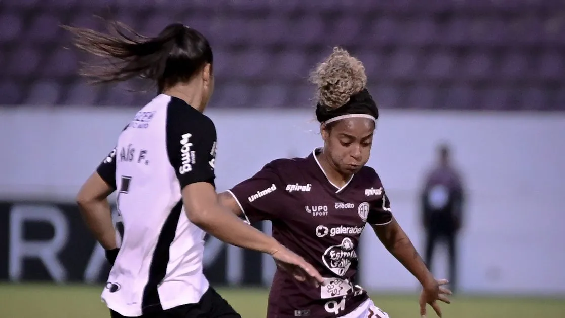 Ferroviária e Corinthians em campo pelo Paulistão Feminino