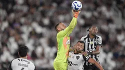 Everson, goleiro do Atlético-MG, durante partida contra o Botafogo no estadio Engenhao pelo campeonato Brasileiro A 2025. Foto: Thiago Ribeiro/AGIF