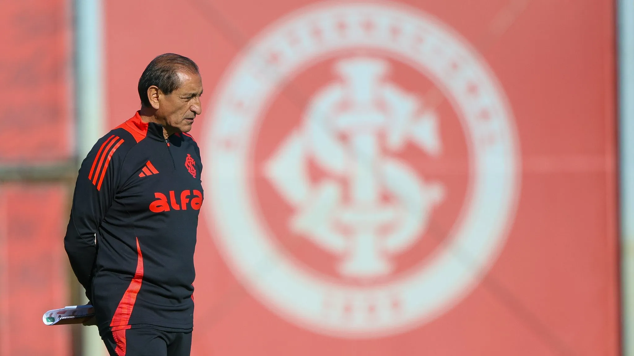 Ramón respira em alívio ao ver um dos jogadores importantes do Inter novamente à disposição – Flickr Oficial Sport Club Internacional