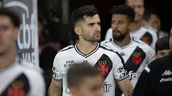 CE - FORTALEZA - 15/04/2025 - BRASILEIRO A 2025, CEARA X VASCO - garre jogador do Vasco durante partida contra o Ceara no estadio Arena Castelao pelo campeonato Brasileiro A 2025. Foto: Baggio Rodrigues/AGIF