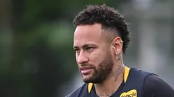 Neymar mira jogo perfeito contra o Verdão.