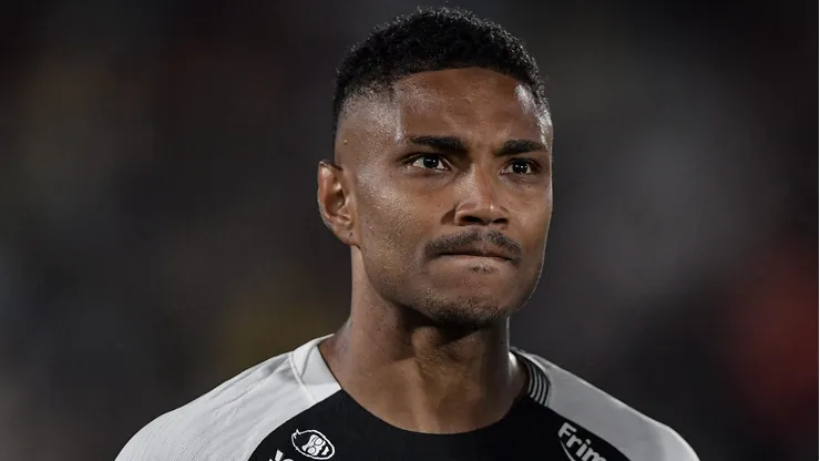 Vitinho jogador do Corinthians durante partida contra o Fluminense no estadio Maracana pelo campeonato Brasileiro A 2025. Foto: Thiago Ribeiro/AGIF