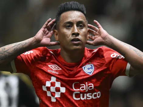 Ex-Santos, Cueva pode largar futebol para entrar na política do Peru