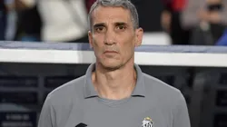 O Santos de Vojvoda precisa dos três pontos. Foto: Thiago Ribeiro/AGIF