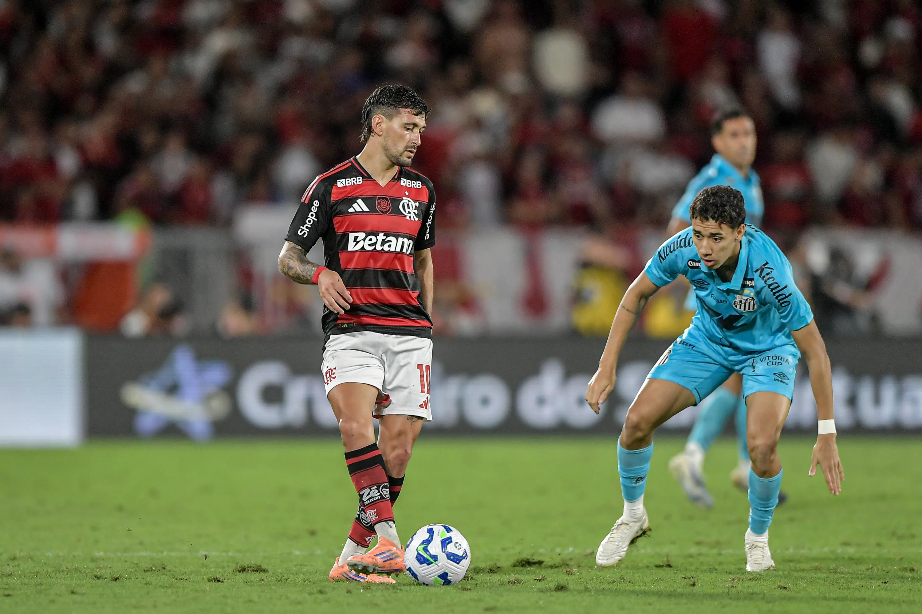 Santos perdeu para o Flamengo na última rodada do Brasileirão. Foto: Thiago Ribeiro/AGIF