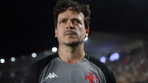 Fernando Diniz tem dúvidas no Vasco para enfrentar o Grêmio – Foto: Thiago Ribeiro/AGIF