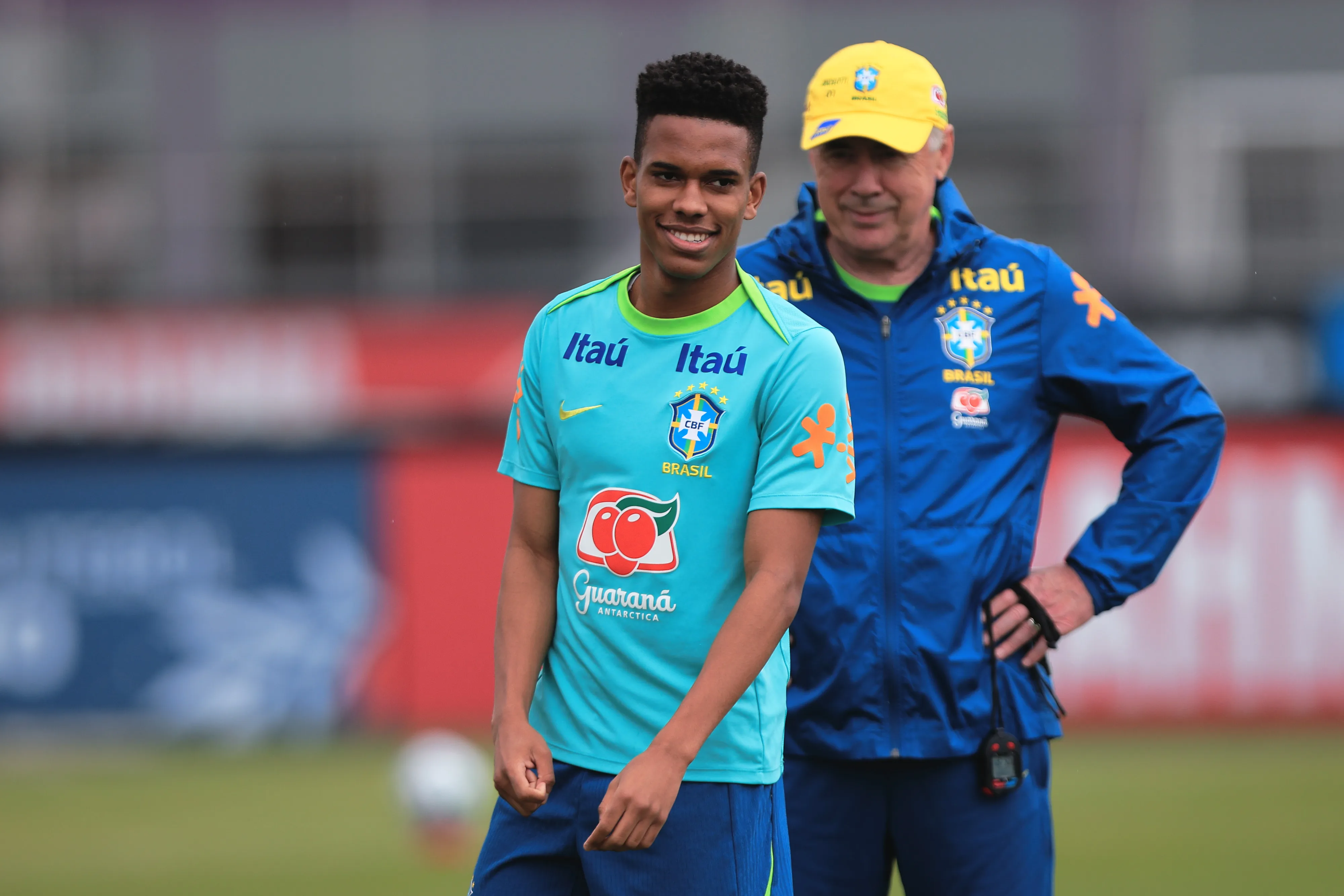 Estêvão e Ancelotti foram destacados por Craque Neto. Foto: Ettore Chiereguini/AGIF