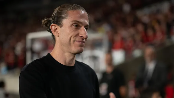 Filipe Luis tecnico do Flamengo - Foto: Jorge Rodrigues/AGIF