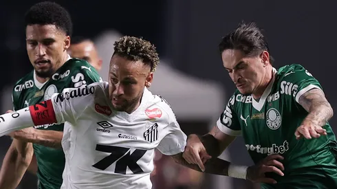 Defesa palmeirense foi bem nos duelos indiviuais, mas vacilou no fim