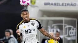 SP - SAO PAULO - 18/10/2025 - BRASILEIRO A 2025, CORINTHIANS X ATLETICO-MG - Ruan Tressoldi jogador do Atletico-MG lamenta durante partida contra o Corinthians no estadio Arena Corinthians pelo campeonato Brasileiro A 2025. Foto: Joisel Amaral/AGIF