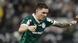 Anibal Moreno, volante do Palmeiras em partida pelo campeonato brasileiro (Foto: Miguel Schincariol/Getty Images)