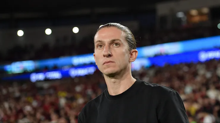 Filipe Luis técnico do Flamengo - Foto: Thiago Ribeiro/AGIF
