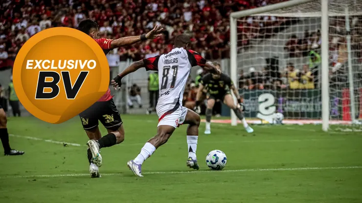 [DOUGLAS jogador do Flamengo durante partida contra o Sport no estádio Arena Pernambuco pelo campeonato Brasileiro A 2025. Foto: Paulo Sérgio Souza Xavier/AGIF