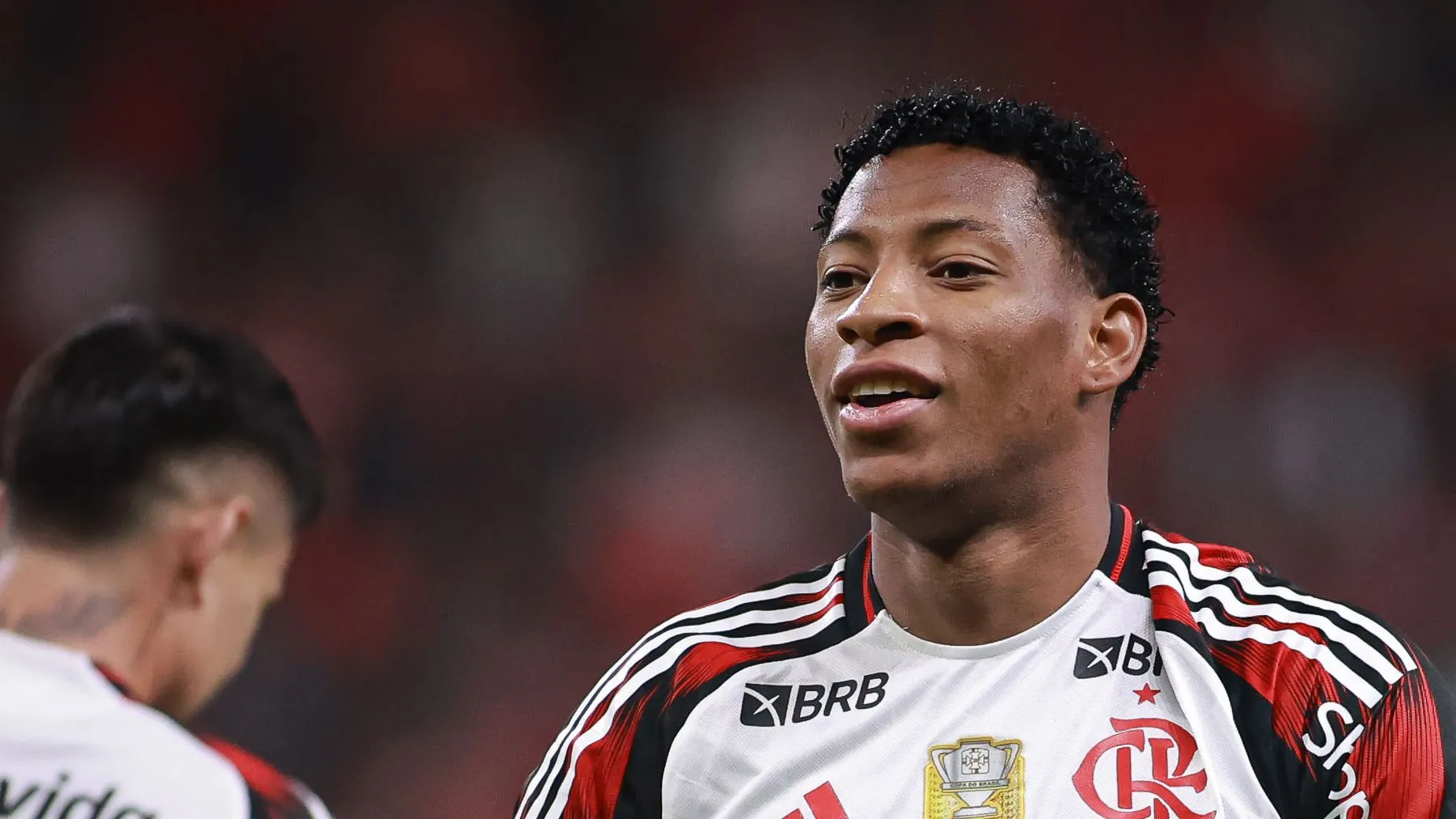 Foto: Maxi Franzoi/AGIF – Flamengo aceita vender Plata e analisa opções no mercado.