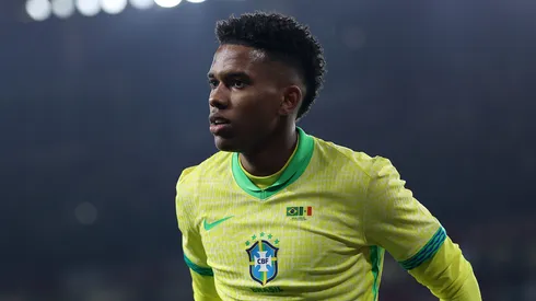 Estêvão pela Seleção Brasileira. (Photo by Harry Murphy/Getty Images)