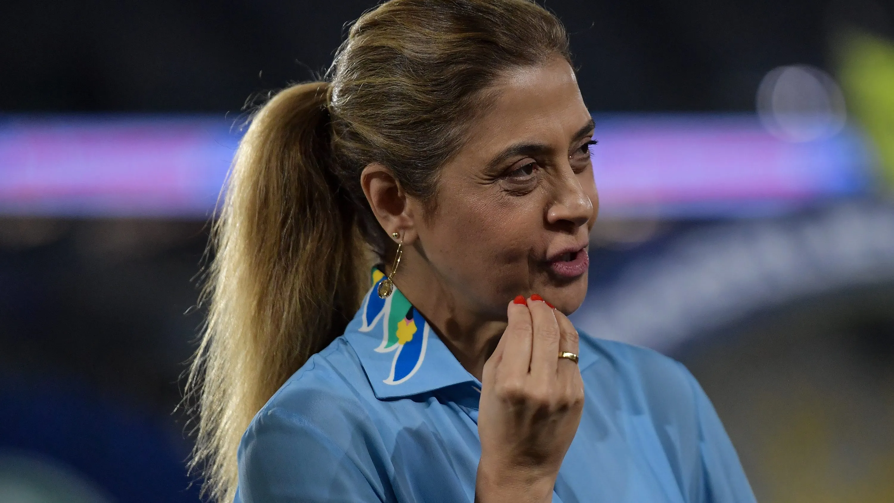 RJ – RIO DE JANEIRO – 23/07/2025 – BRASILEIRO A 2025, FLUMINENSE X PALMEIRAS – Leila Pereira presidente do Palmeiras durante partida contra o Fluminense no estadio Maracana pelo campeonato Brasileiro A 2025. Foto: Thiago Ribeiro/AGIF