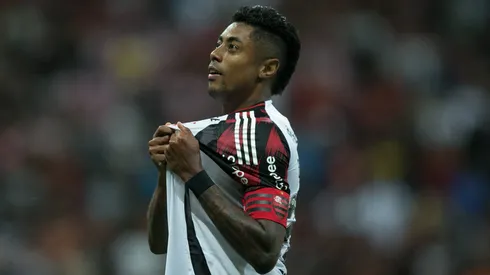 Bruno Henrique foi decisivo para mais uma vitória do Flamengo fora de casa no Brasileirão