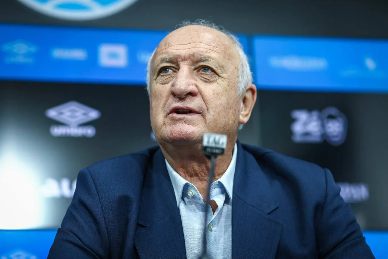 Felipão aprova trabalho de Mano Menezes – Foto: Lucas Uebel/Grêmio FBPA